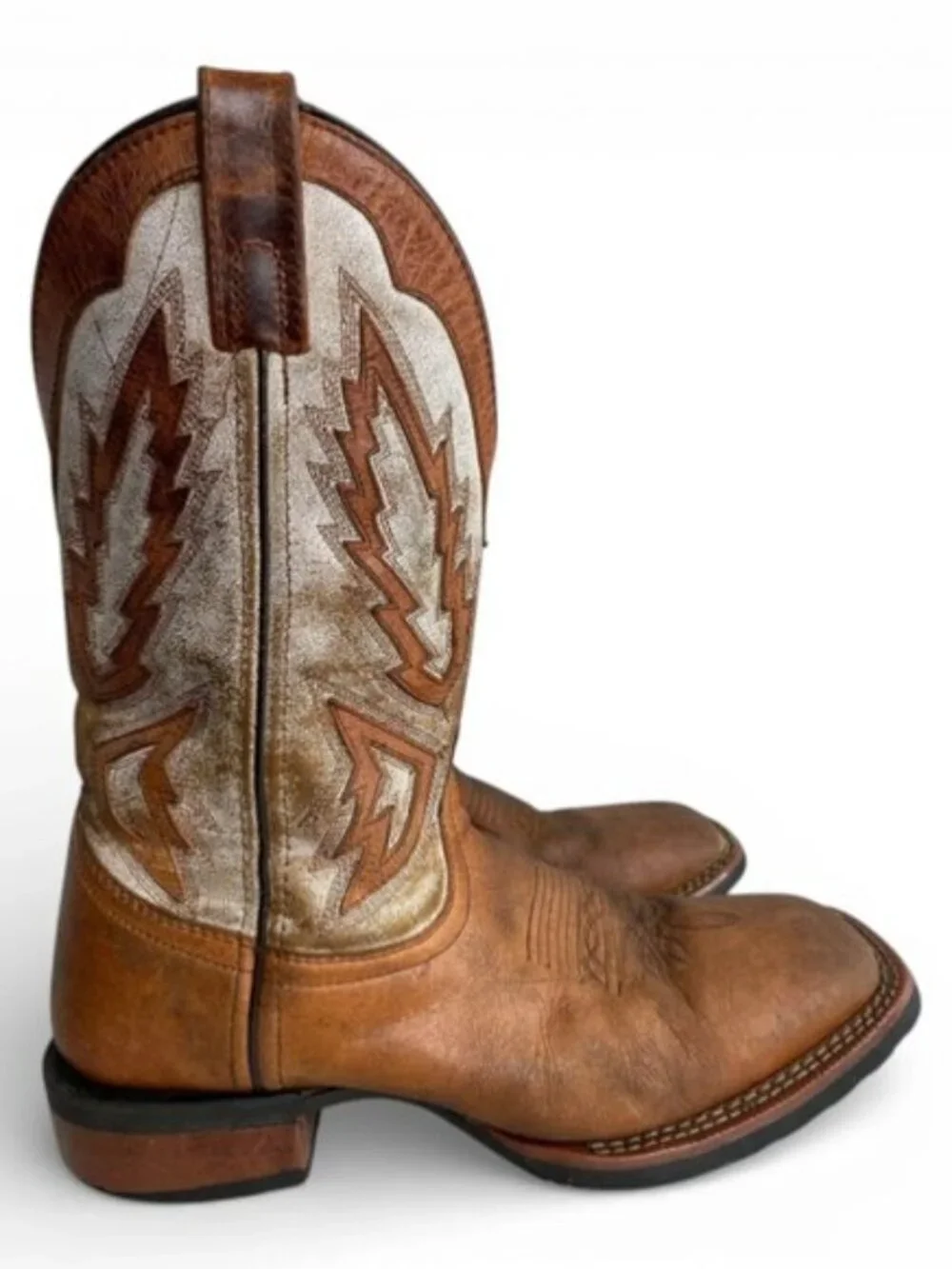 Laredo breakout distressed